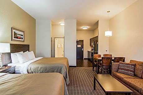 Efficiency Queen Suite with Two Queen Beds - Non-Smoking