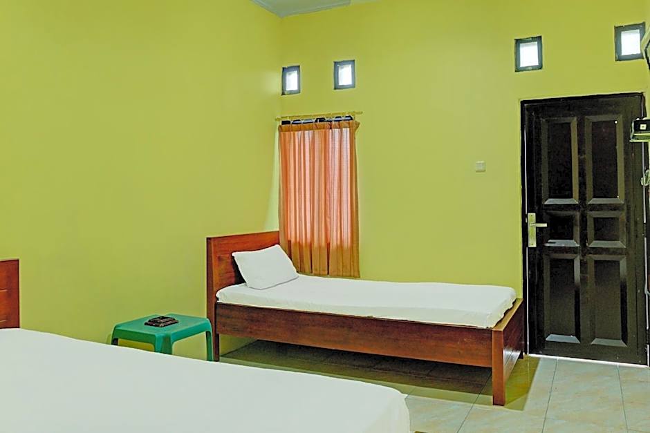 Capital O 92316 Wisma Widya Loka Pratama Near Futsal Tebing Gading