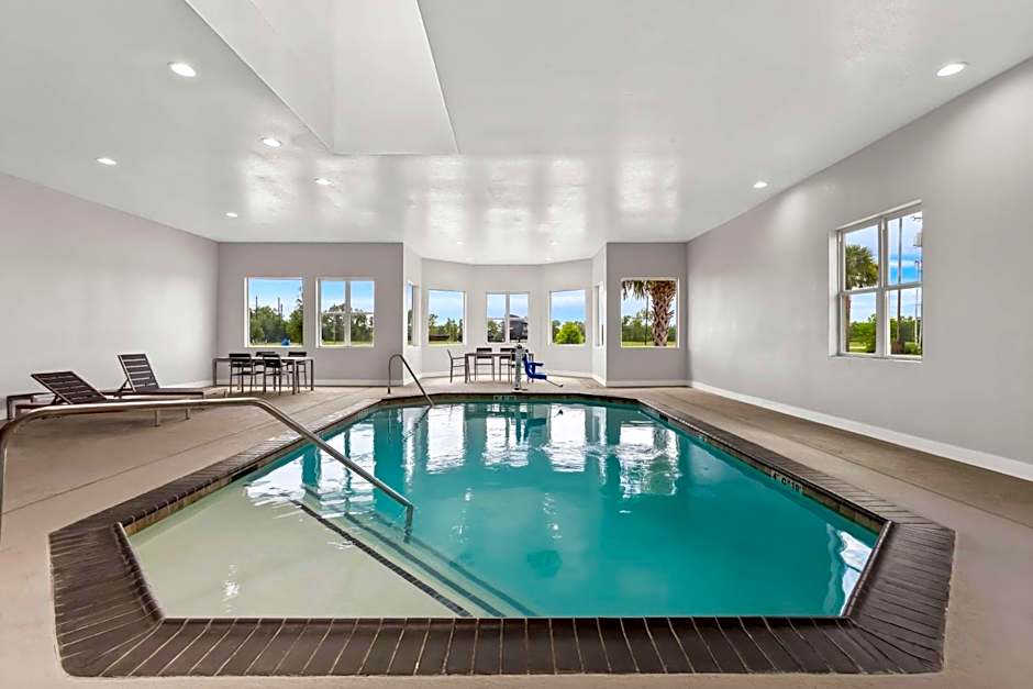 Sonesta Essential La Porte