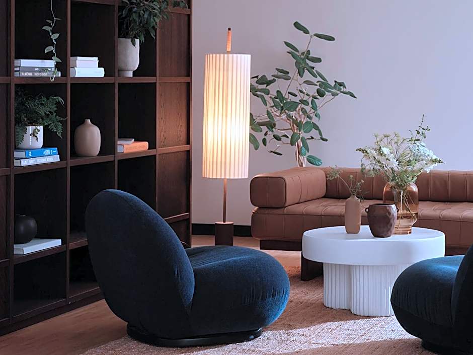 Bob W Munich Schwabing