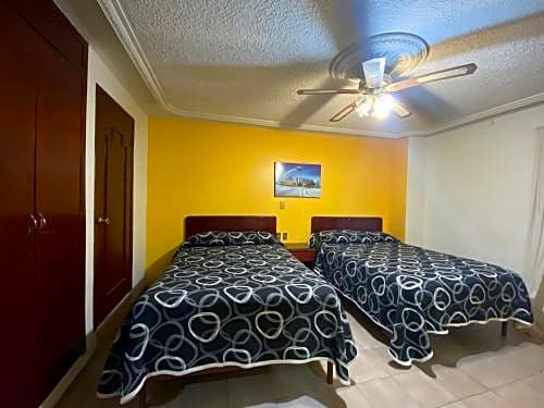 Hotel Plaza LasTorres