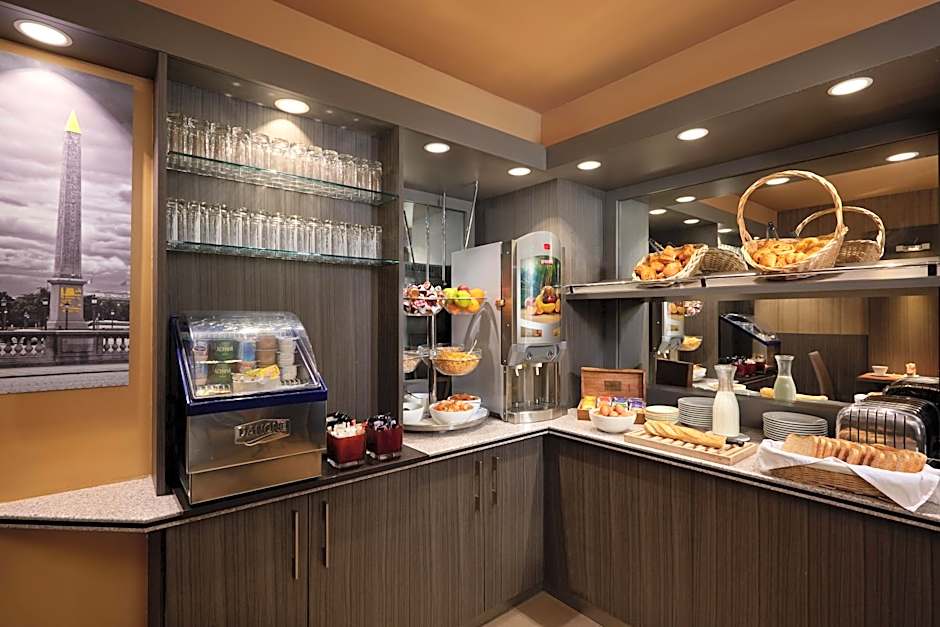 HOTEL BEAUGRENELLE SAINT CHARLES TOUR EIFFEL