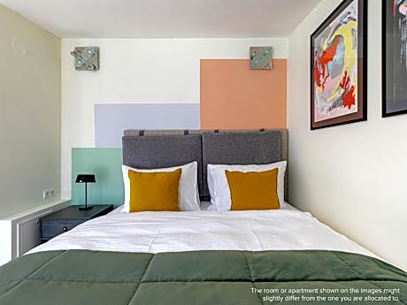 XL 1 Bedroom Apartment with Terrace, Sofa Bed & Extra Double Bed - Duplex