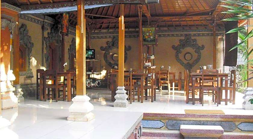 Adus Beach Inn