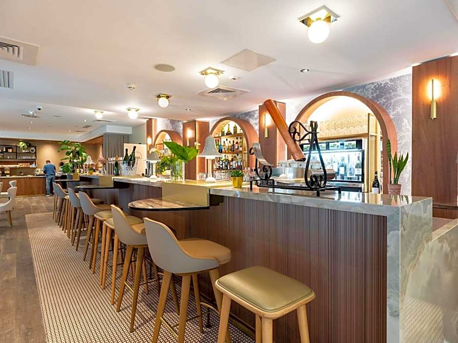 Hotel Mercure Paris Ouest Saint-Germain