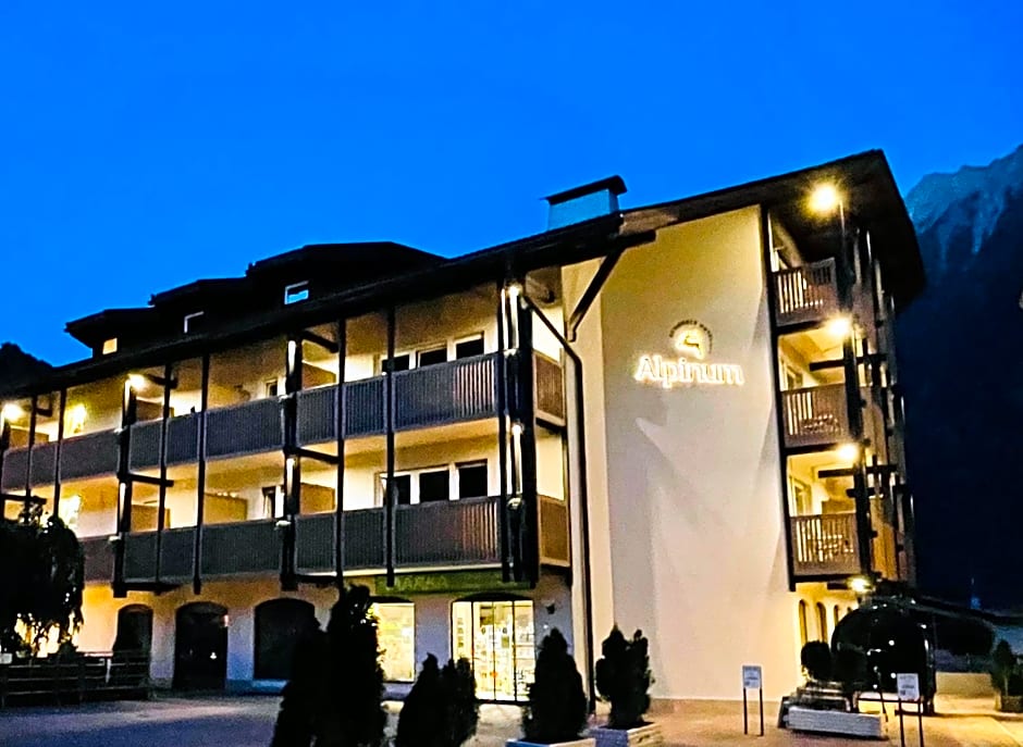 Residence Hotel Alpinum