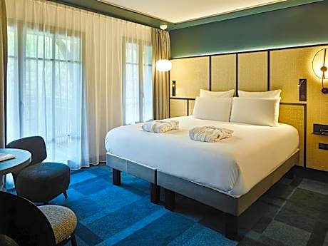 Superior Double Room with Balcony