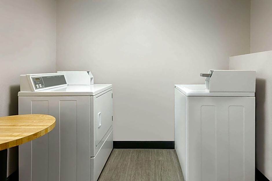 La Quinta Inn & Suites by Wyndham Dothan