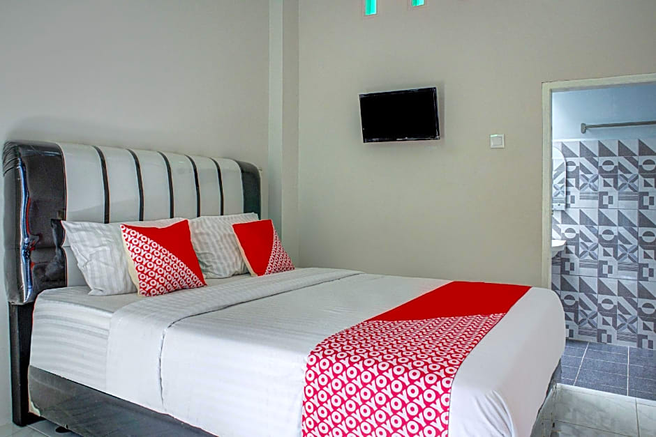 OYO 3266 Alifah Residence Syariah