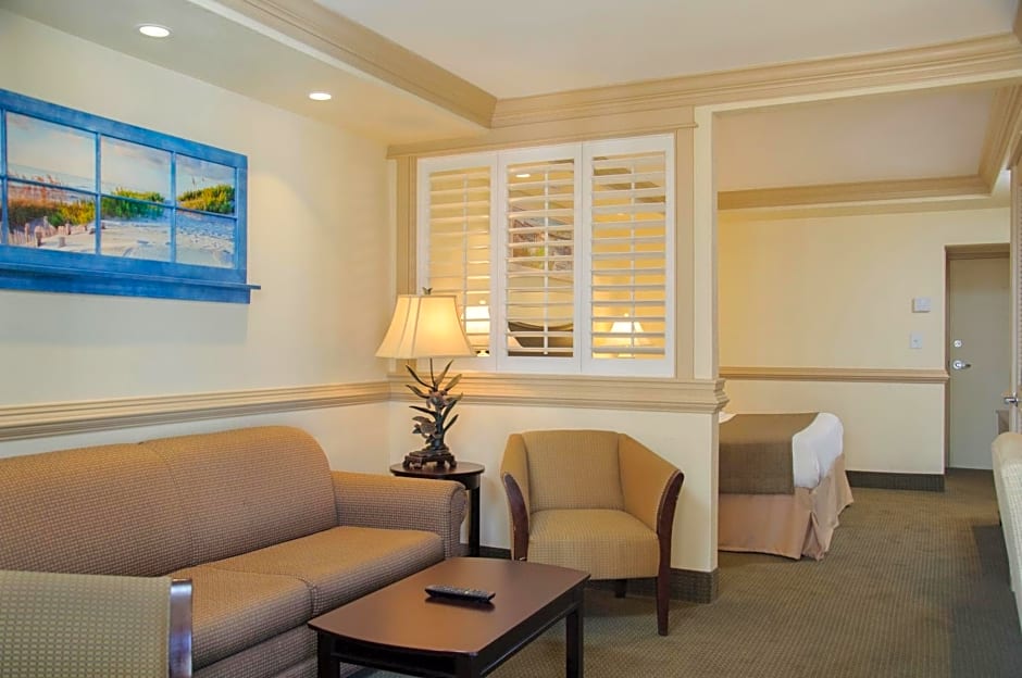 Shutters on the Banks