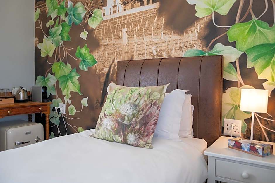 Rozenburg Guest House