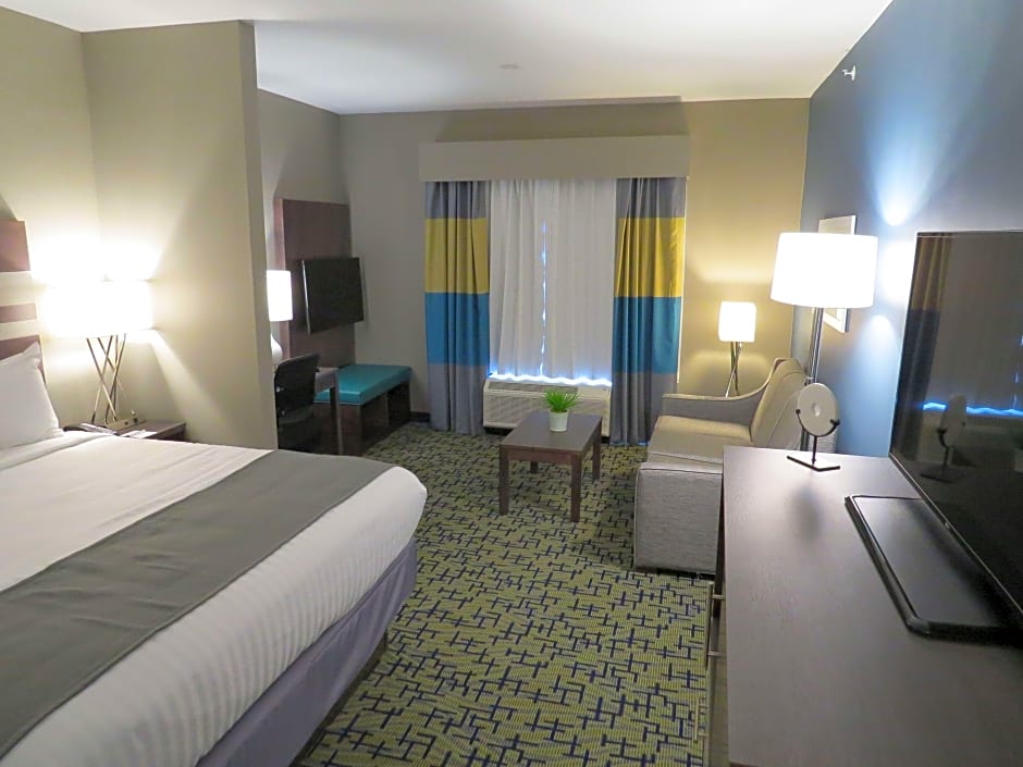 Photo 1 of 1 of 1 King Bed Suite