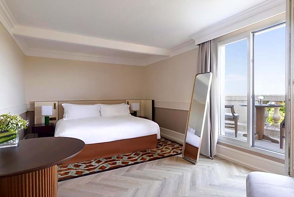 InterContinental Hotels Chantilly Chateau Mont Royal By IHG