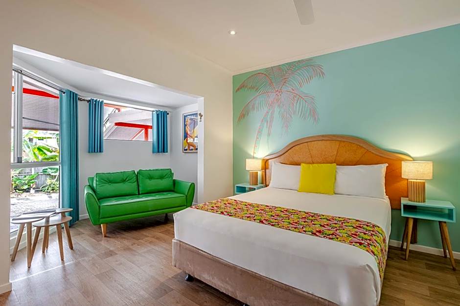 Port Douglas Motel