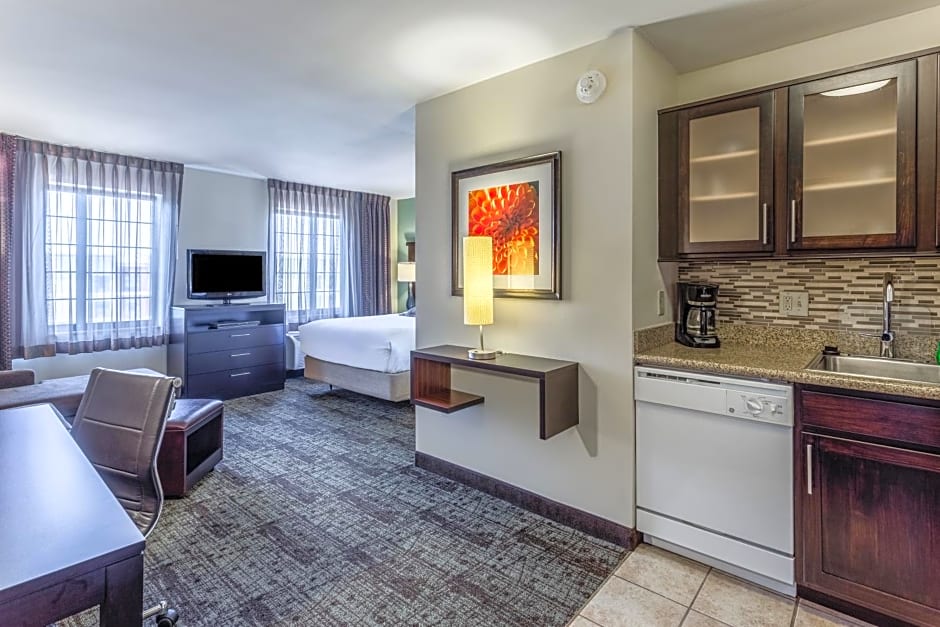 Staybridge Suites Davenport