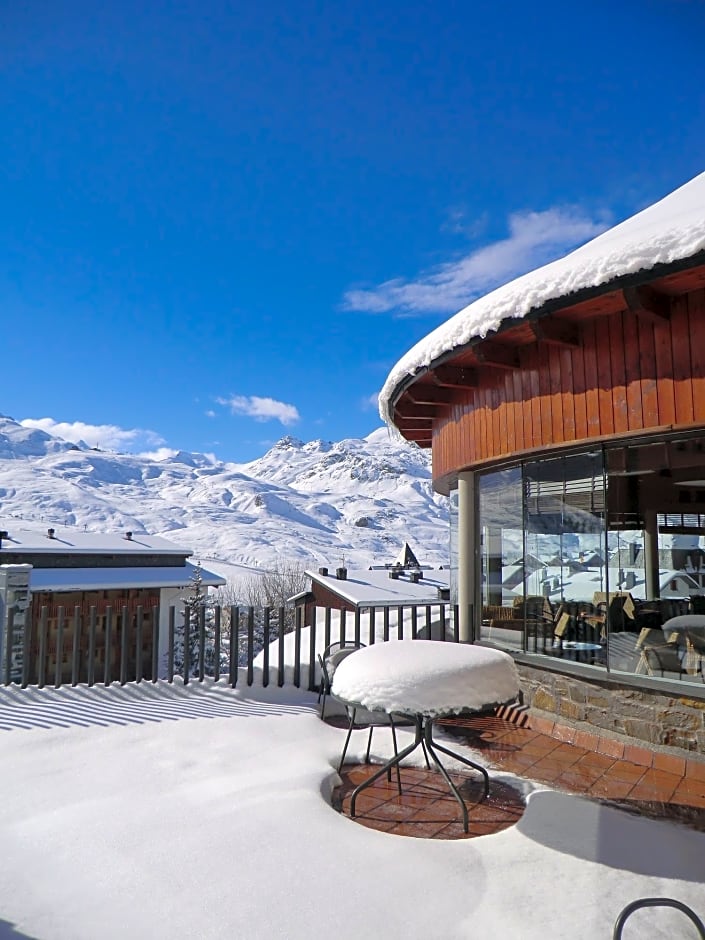 Fun Aragon Hills Hotel & Spa