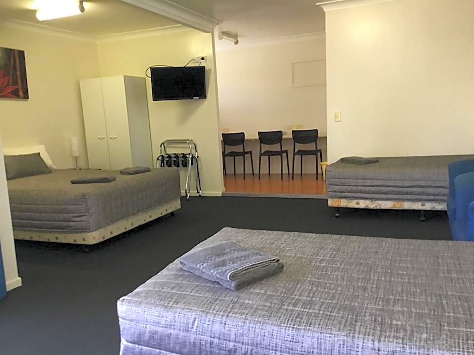 Charleville Waltzing Matilda Motor Inn