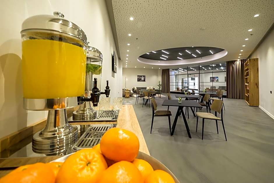 La Cappella Business Boutique Hotel