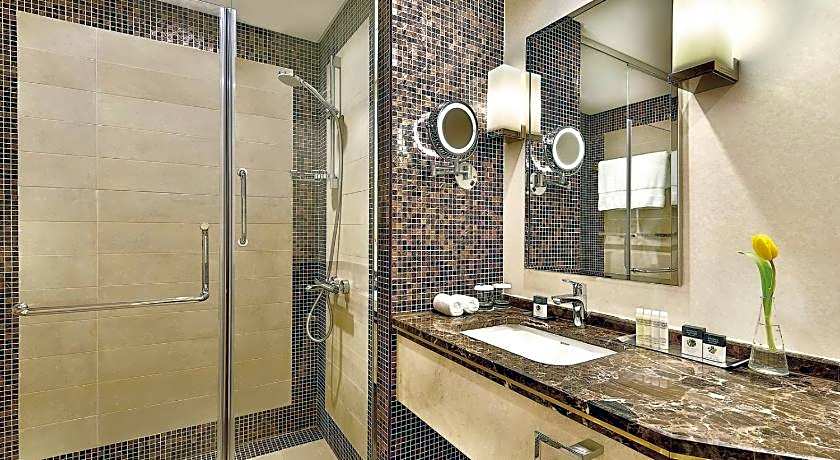 DoubleTree By Hilton Riyadh - Al Muroj Business Gate