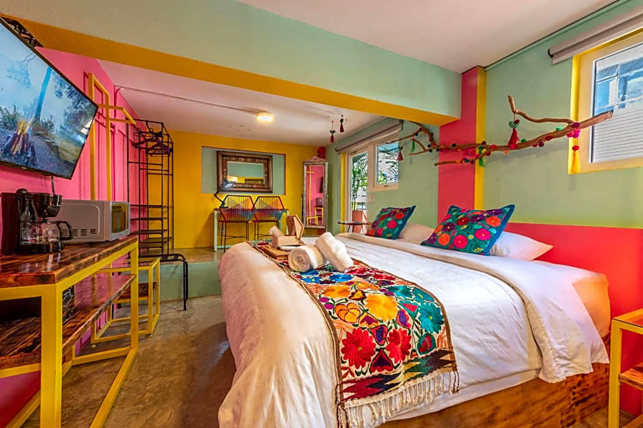 Casa Colibrí Malecón