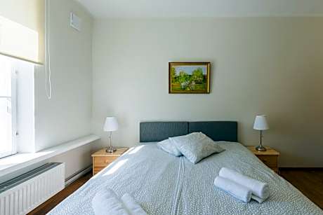 Twin Room with Shared Bathroom
