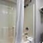 Quality Suites I-44