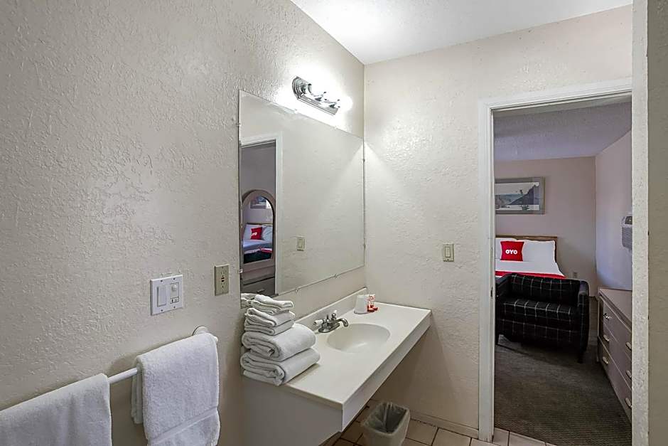 OYO Hotel Yuma AZ - I-8 US-95
