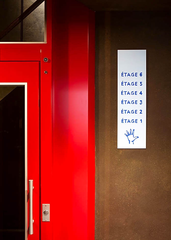 Hotel La Nouvelle Republique