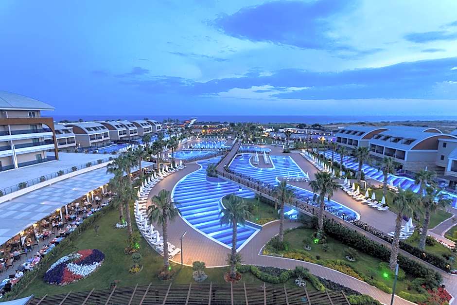 Tui Magic Life Jacaranda