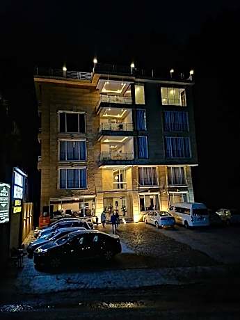 Manila Heights Hotel Naran