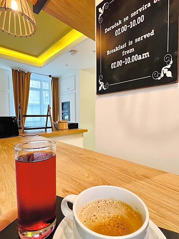 Side One Design Hotel Garni