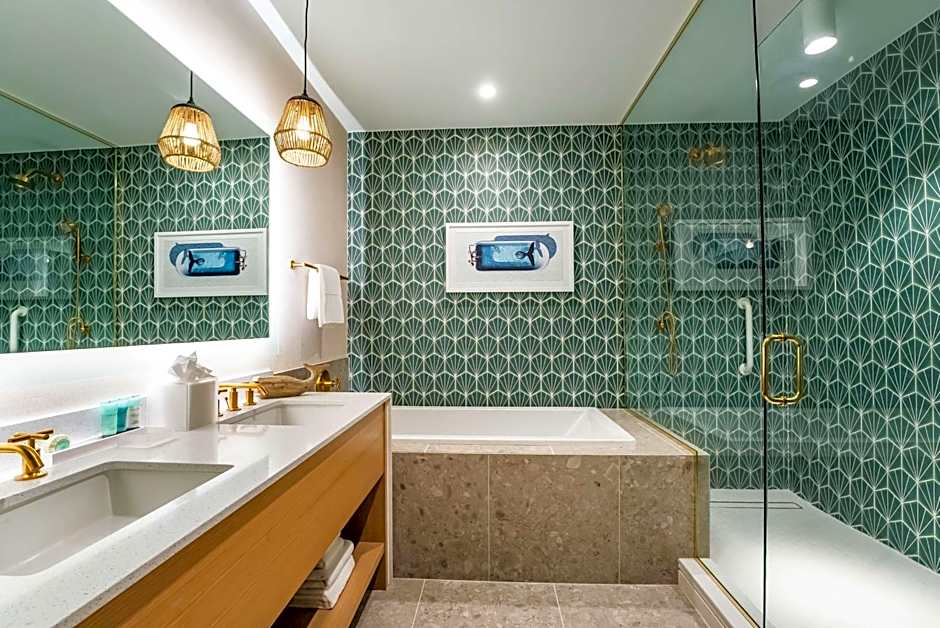 Embassy Suites by Hilton Orlando Sunset Walk