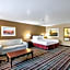 Days Inn & Suites by Wyndham Logan