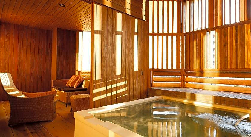 Awaji Hamarikyu - Sumoto Onsen