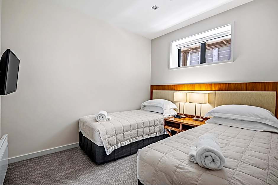 The Rees Hotel & Luxury Apartments