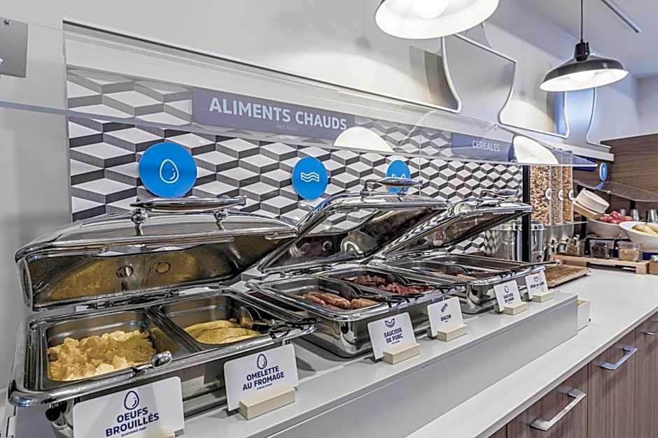 Holiday Inn Express Hotel & Suites Saint - Hyacinthe By IHG