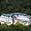 InterContinental Hotels Chantilly Chateau Mont Royal By IHG
