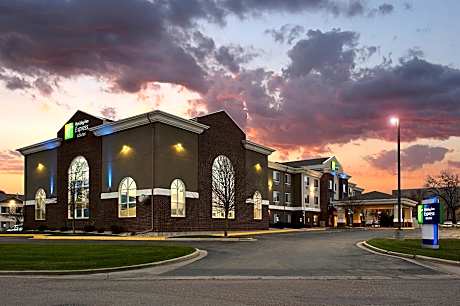 Holiday Inn Express Hotel & Suites Brookings By IHG