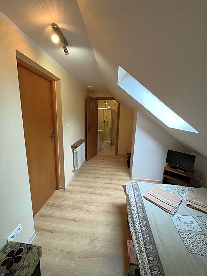 Pokoje ZIELONY ZAKĄTEK