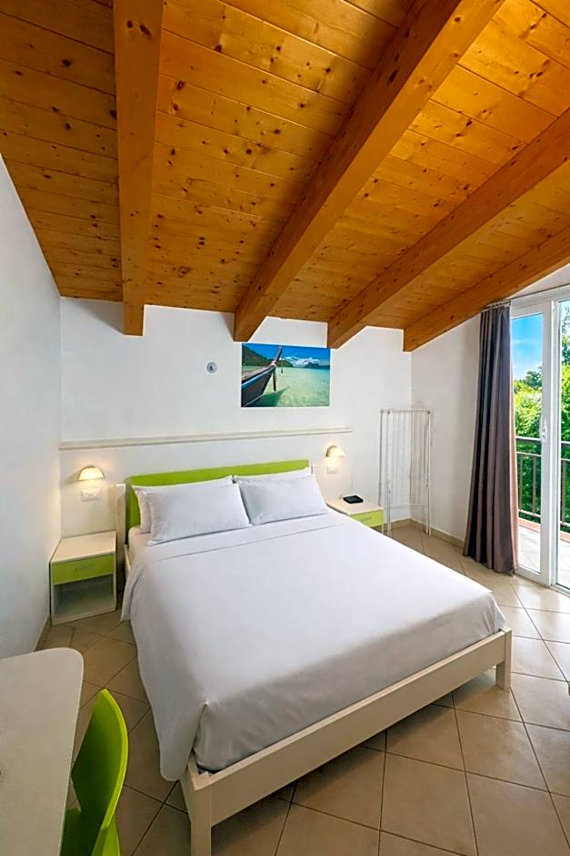 Hotel Sasselli Dipendenza Hotel Zamagna