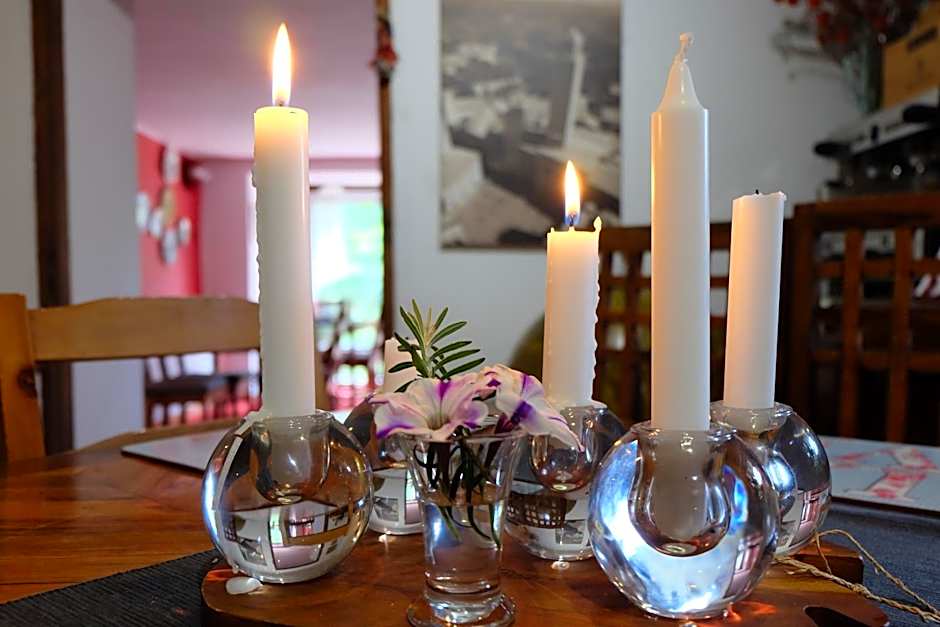 Willa Pod Aniołem - Pokoje Gościnne & Apartamenty z widokiem na góry