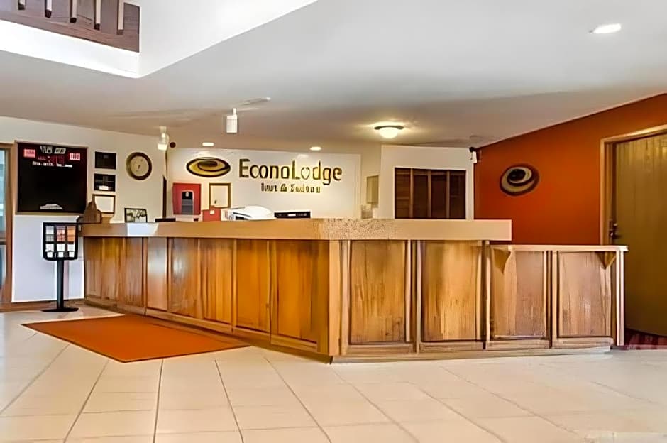 Econo Lodge Inn & Suites Stevens Point