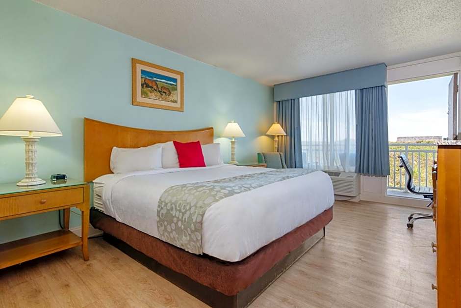 Ramada Plaza by Wyndham Nags Head Oceanfront
