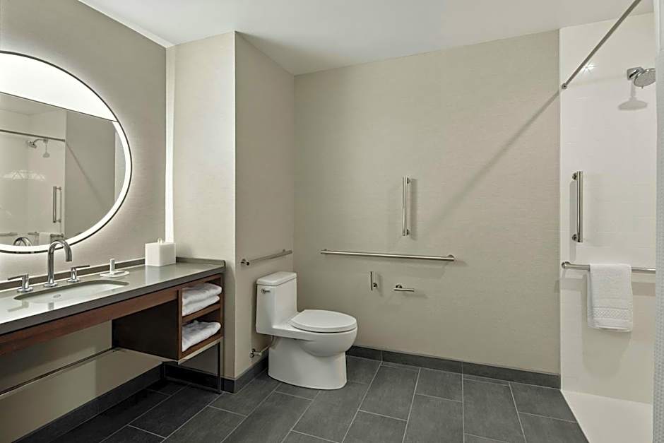 Courtyard by Marriott St Paul Downtown