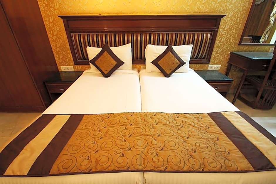 The Maple Leaf @ DLF Cyber City