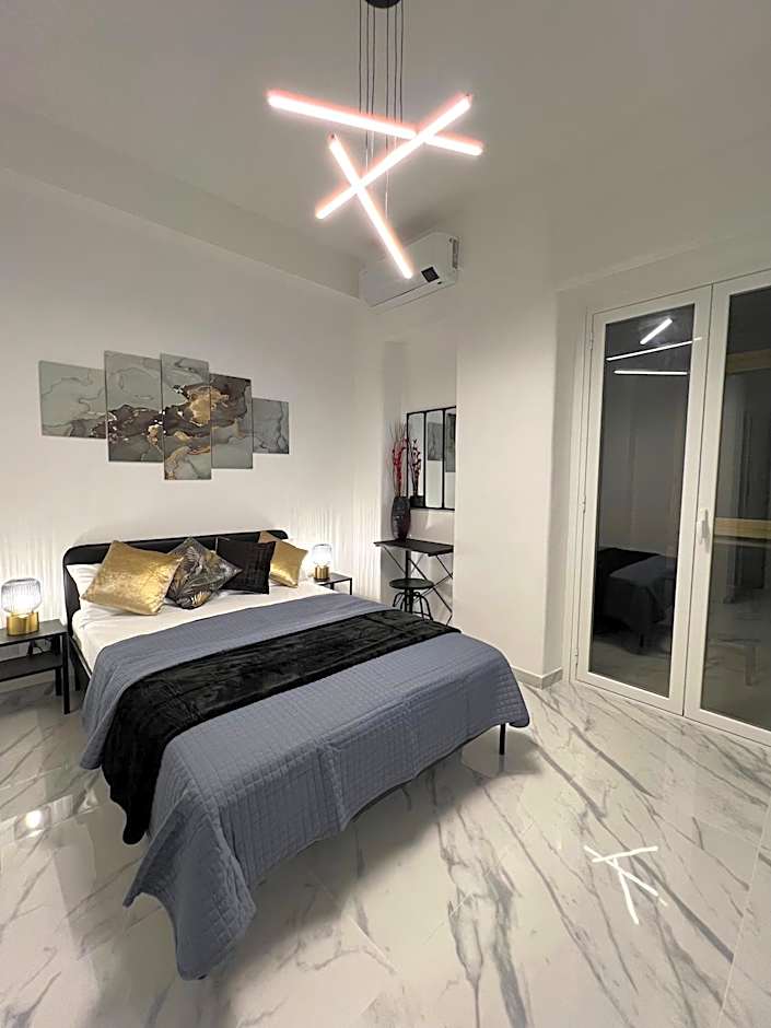 FELLINI SUITES Lungomare near the sea