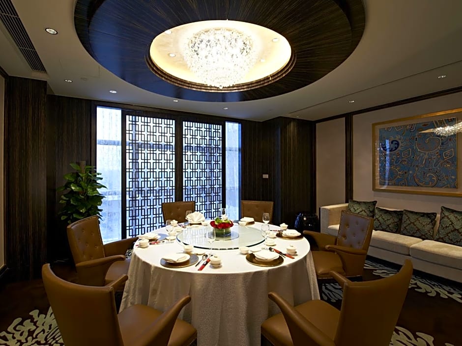 Sheraton Shanghai Waigaoqiao Hotel