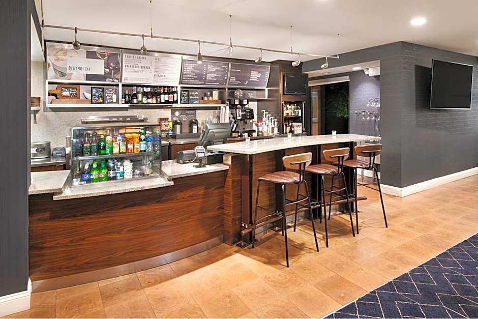 Courtyard by Marriott Burlington