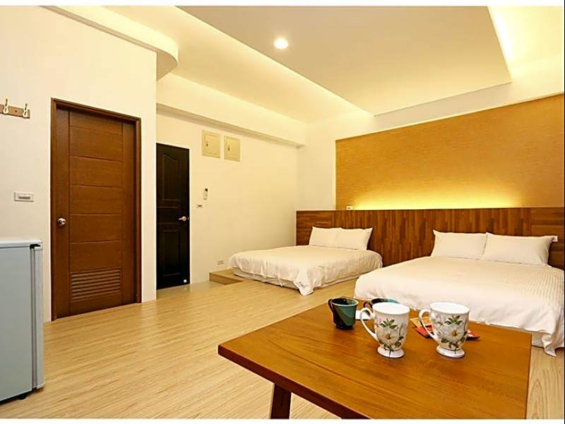 Meet Love at Pacific Ocean Turtle Island Bed and Breakfast