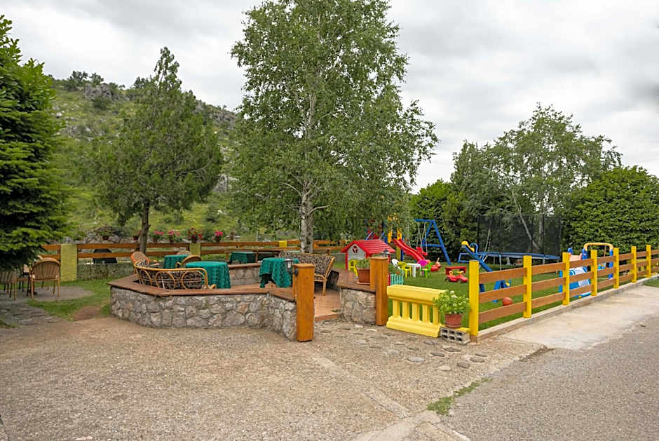 Hostel Izvor